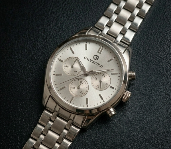 calvin bolo chronograph