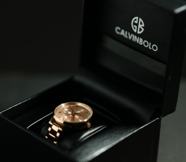 Calvin bolo rose