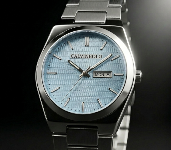 Calvin bolo blue
